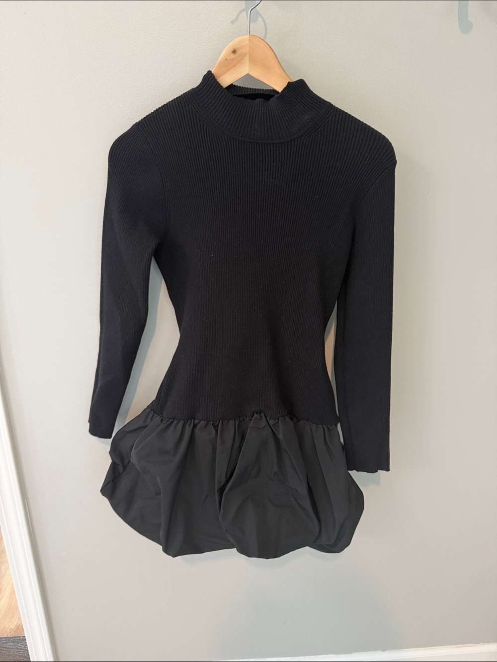 Steve Madden Black Ribbed Mock-Neck Tunic with Bubble Hem